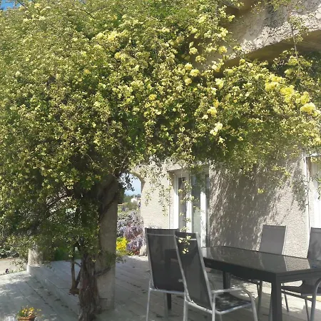 3 Chambres Piscine Aout Cevennes * Portes (Eure)