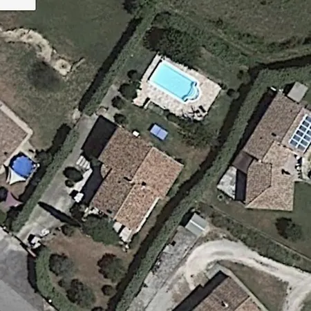 3 Chambres Piscine Aout Cevennes 度假居 Portes (Eure)